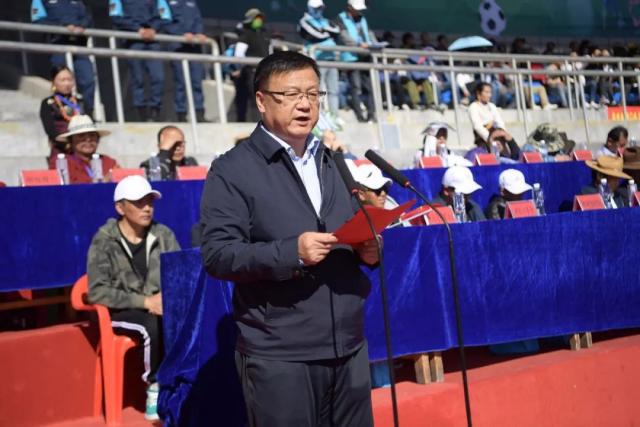 对比丰田与比亚迪DM-i：两种混动技术的鲜明差异